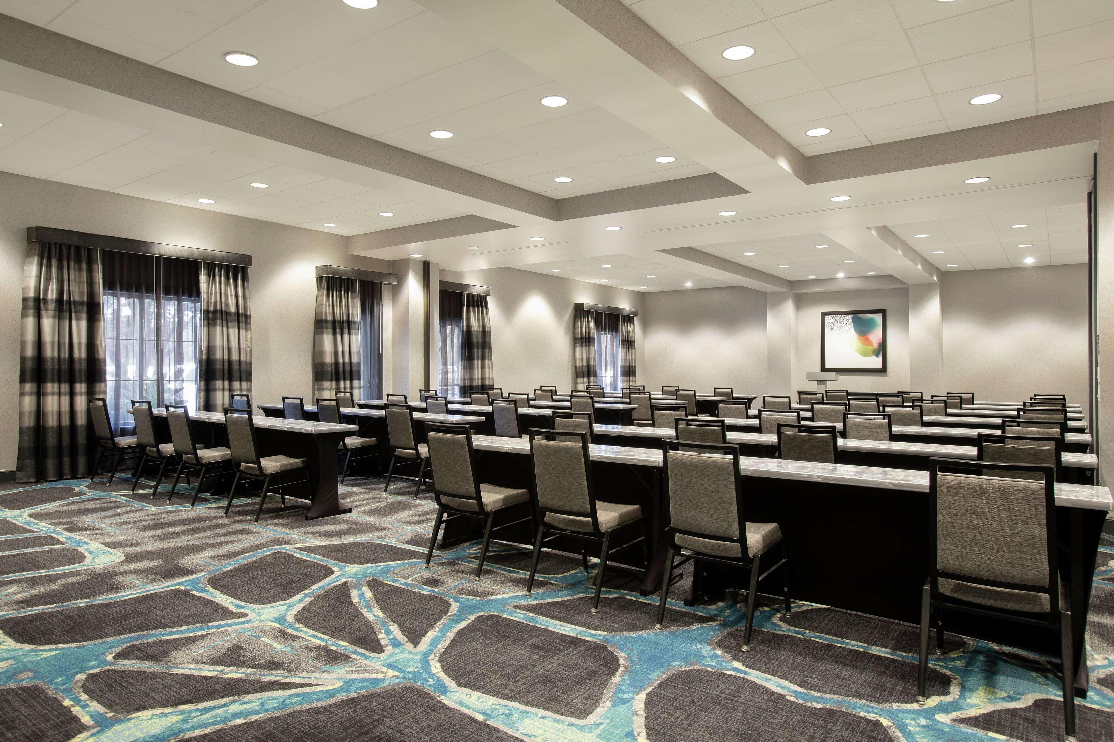 Embassy Suites By Hilton Orlando Airport Exterior photo