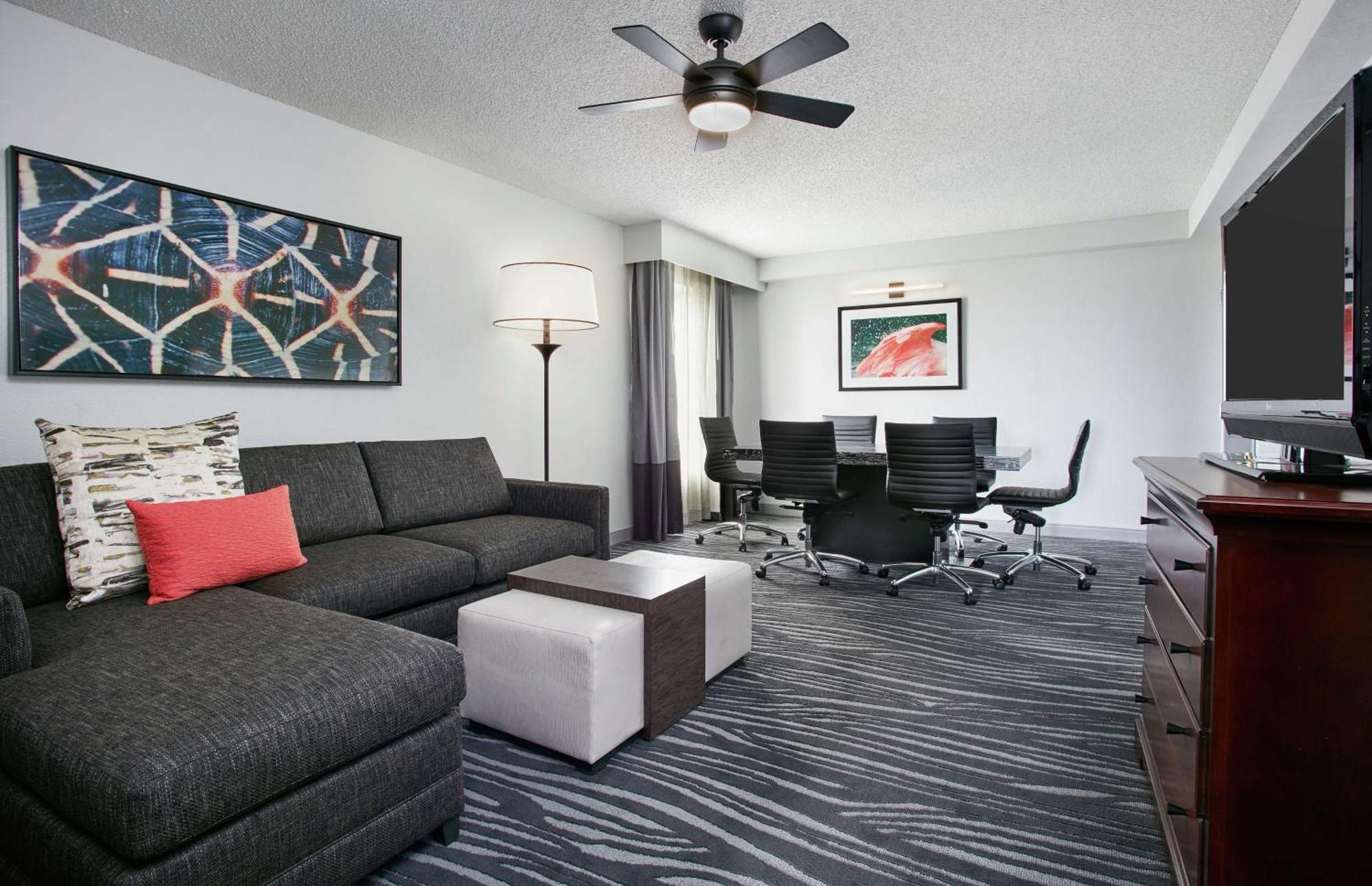 Embassy Suites By Hilton Orlando Airport Exterior photo